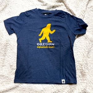 Awesome Squatch tee. Size 10/12